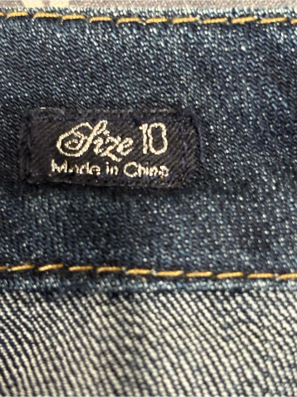 Seven7 Dark Wash Bootcut Flare Stretch Jeans Women’s Size 10 32” Inseam Mid Rise - Picture 7 of 9